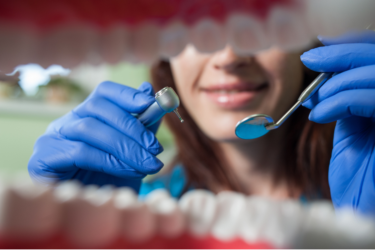 dentist manor